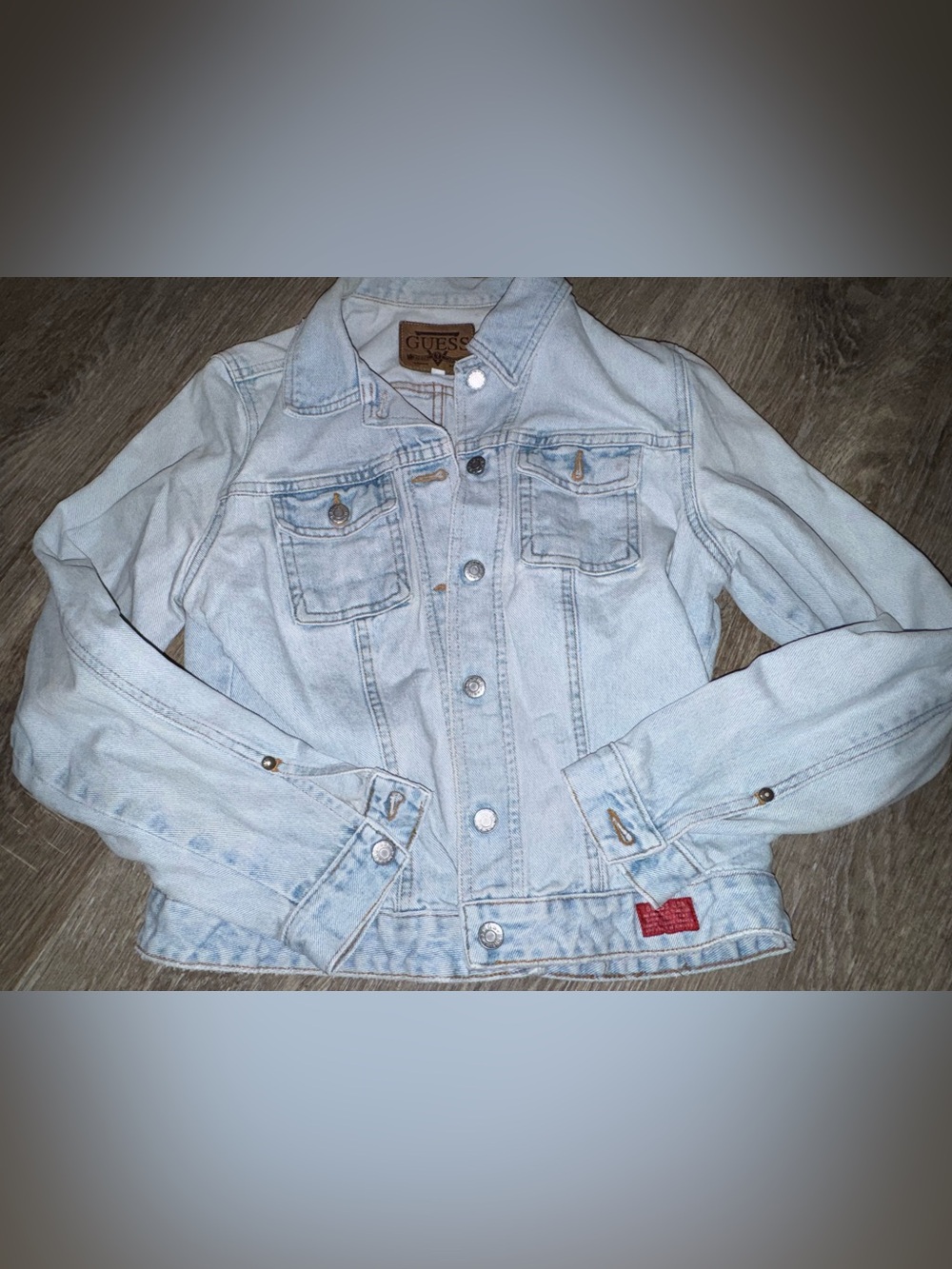 💙 GUESS Light Wash Denim Trucker Jacket – XL (Fits Like M/L) | EC 💙